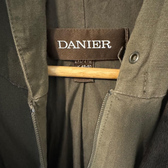 Men’s Danier Brown Leather Jacket - Size XXL - Picture 5 of 5